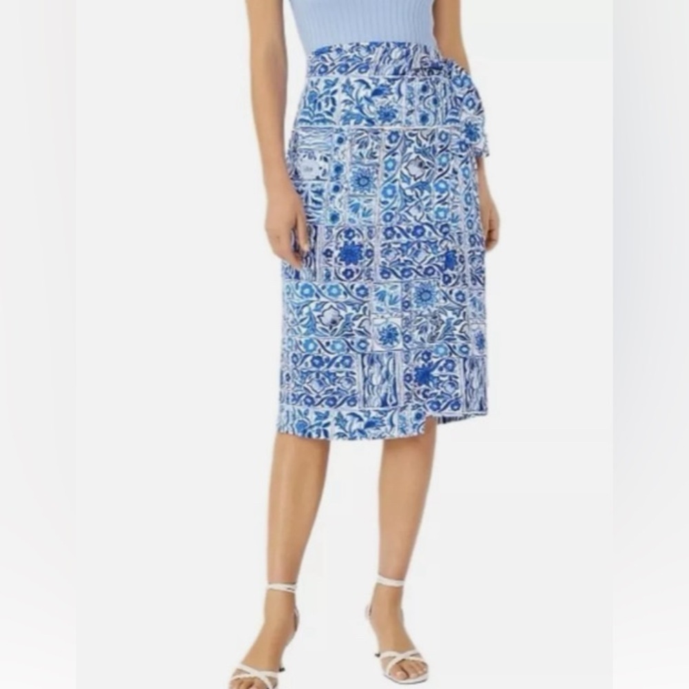 Ann Taylor blue white tile pencil wrap skirt size 0p